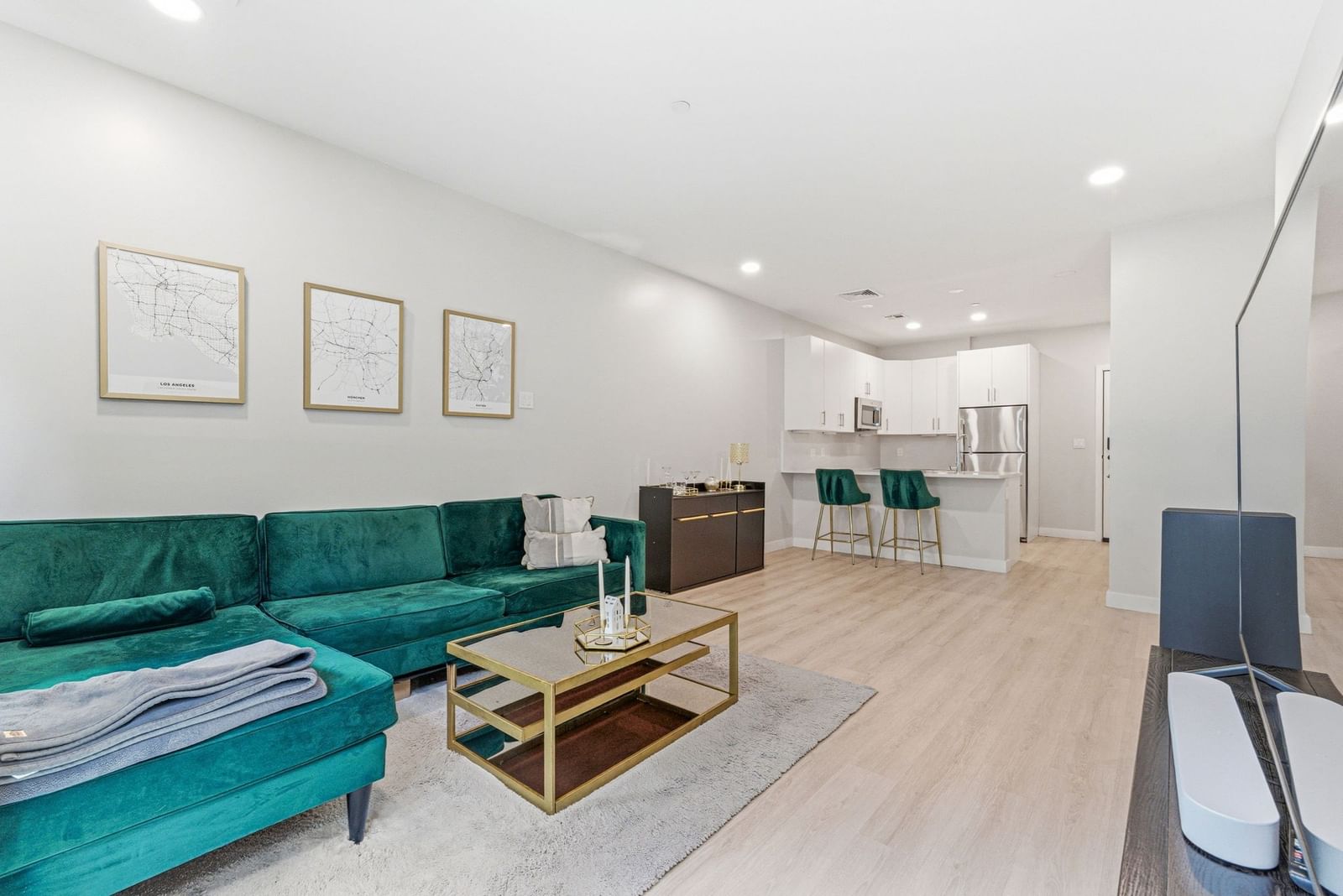 157 Chestnut #203 Chelsea — Photo 8 of 28
