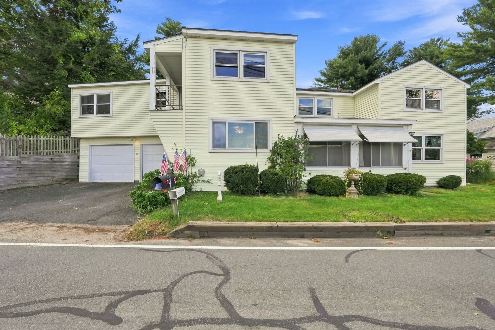 80 Lakeview Rd Shutesbury — Photo 2 of 42