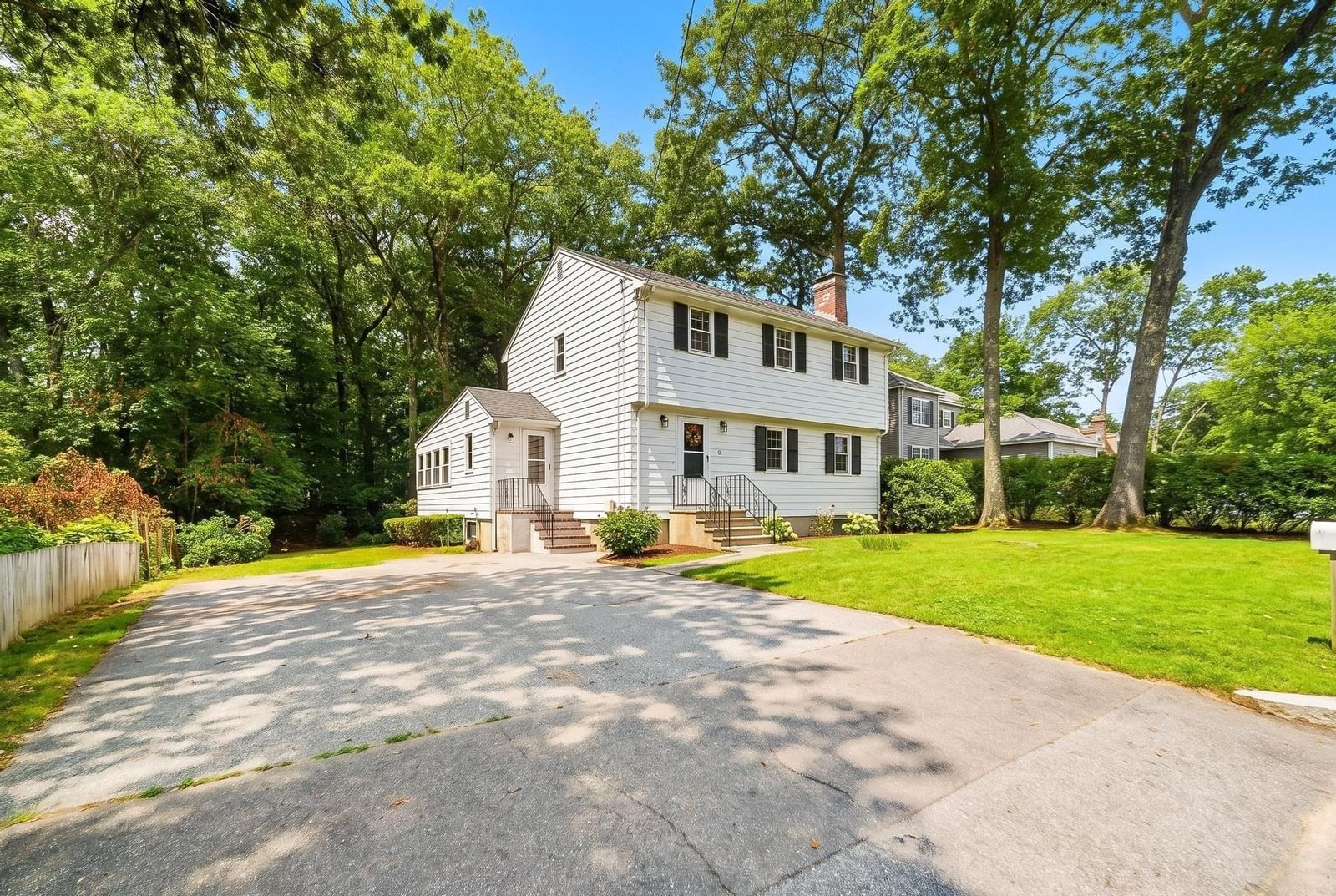 32 Dividence Rd Reading — Photo 2 of 42
