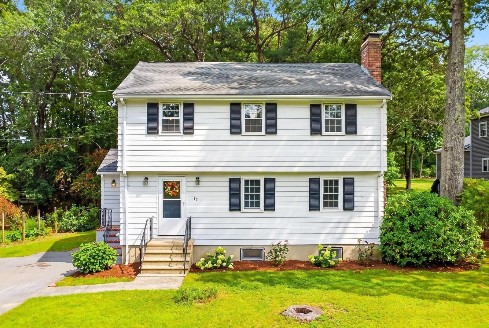 32 Dividence Rd Reading — Photo 3 of 42