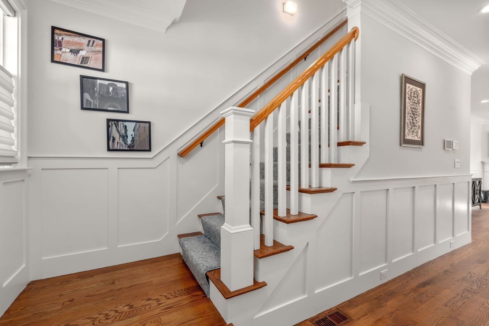 210 Evelyn #210 Newton — Photo 4 of 22