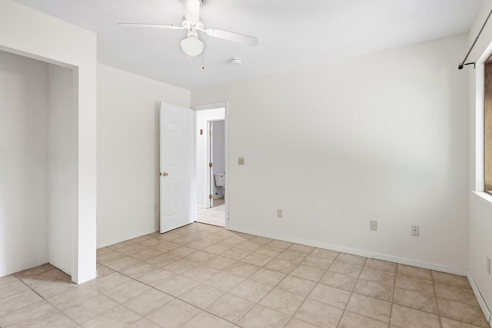 21 Stone Hill Rd New Salem — Photo 12 of 37