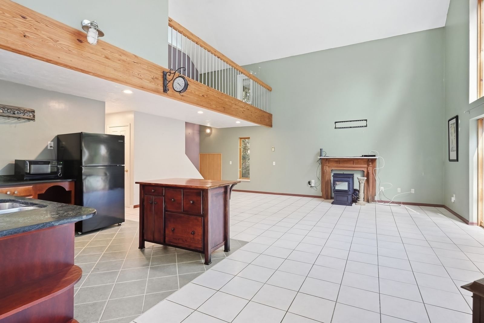 21 Stone Hill Rd New Salem — Photo 20 of 37
