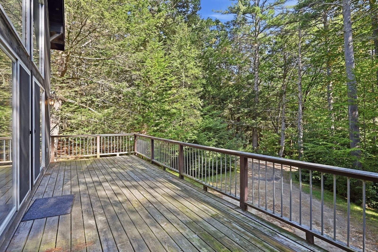 21 Stone Hill Rd New Salem — Photo 4 of 37