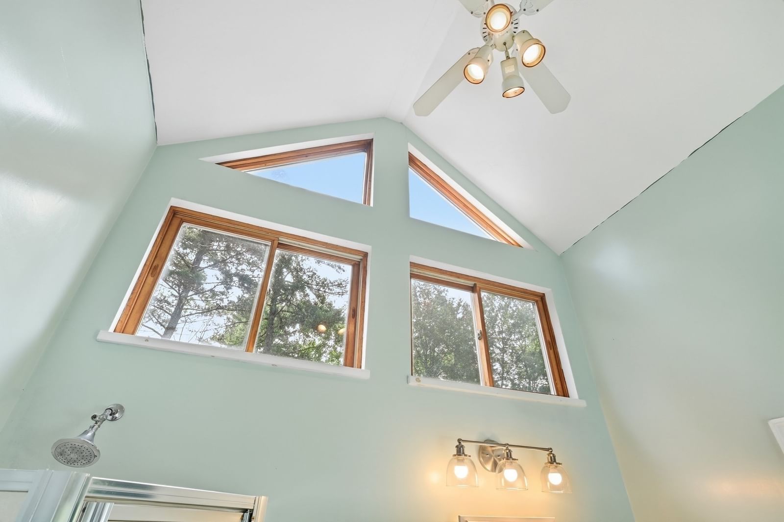 21 Stone Hill Rd New Salem — Photo 7 of 37