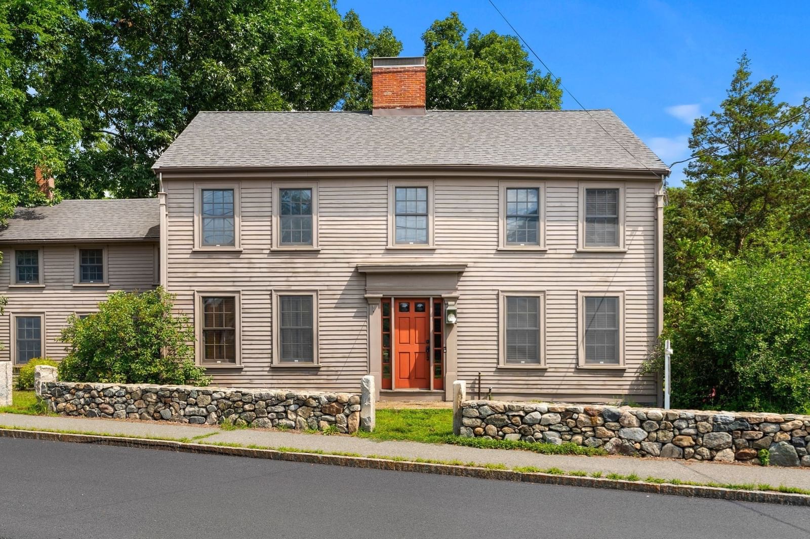 17 Elm St North Reading — Photo 2 of 22