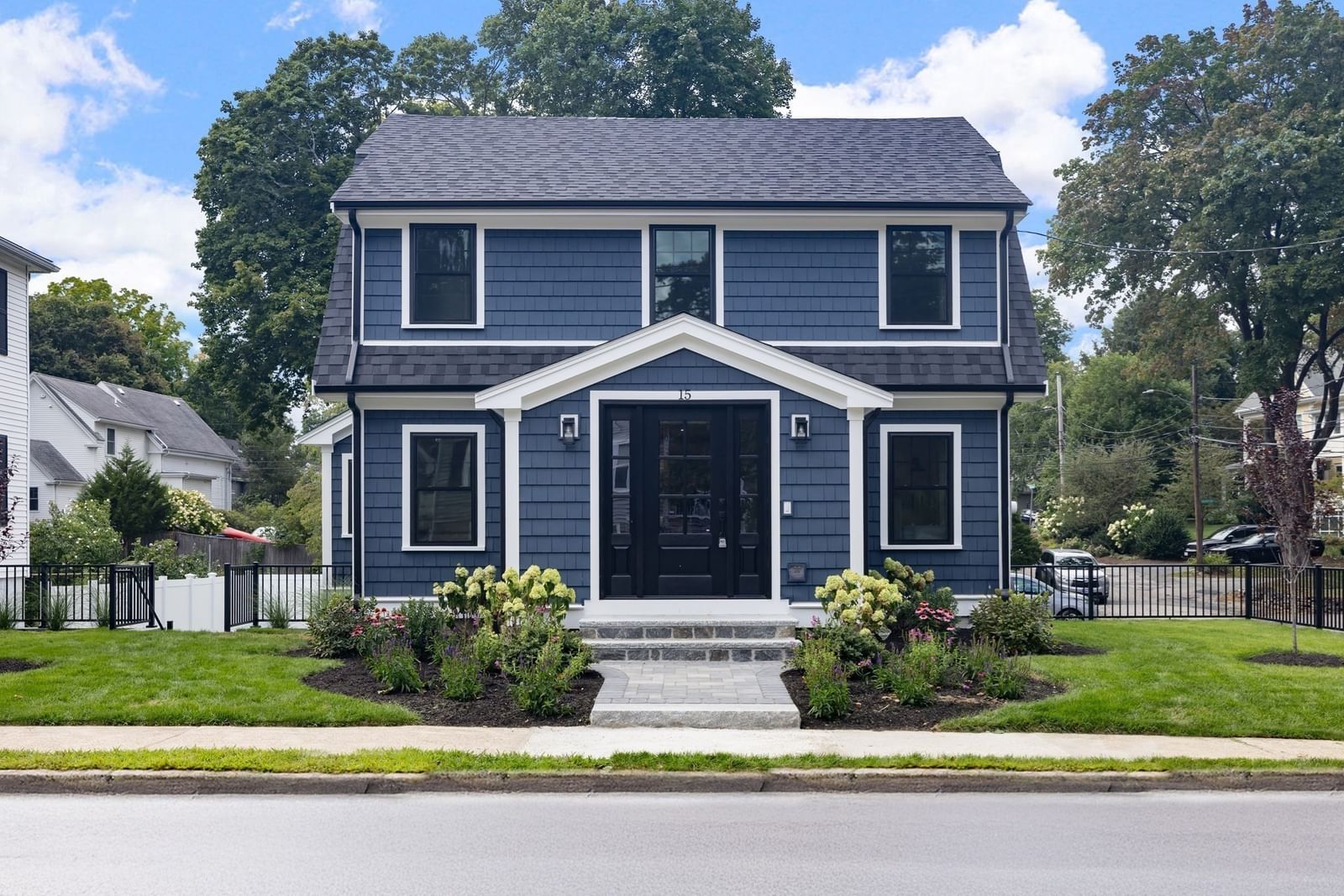 15 Pitts St Natick — Photo 2 of 36