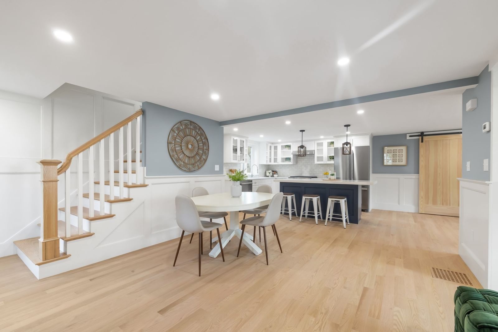15 Pitts St Natick — Photo 9 of 36