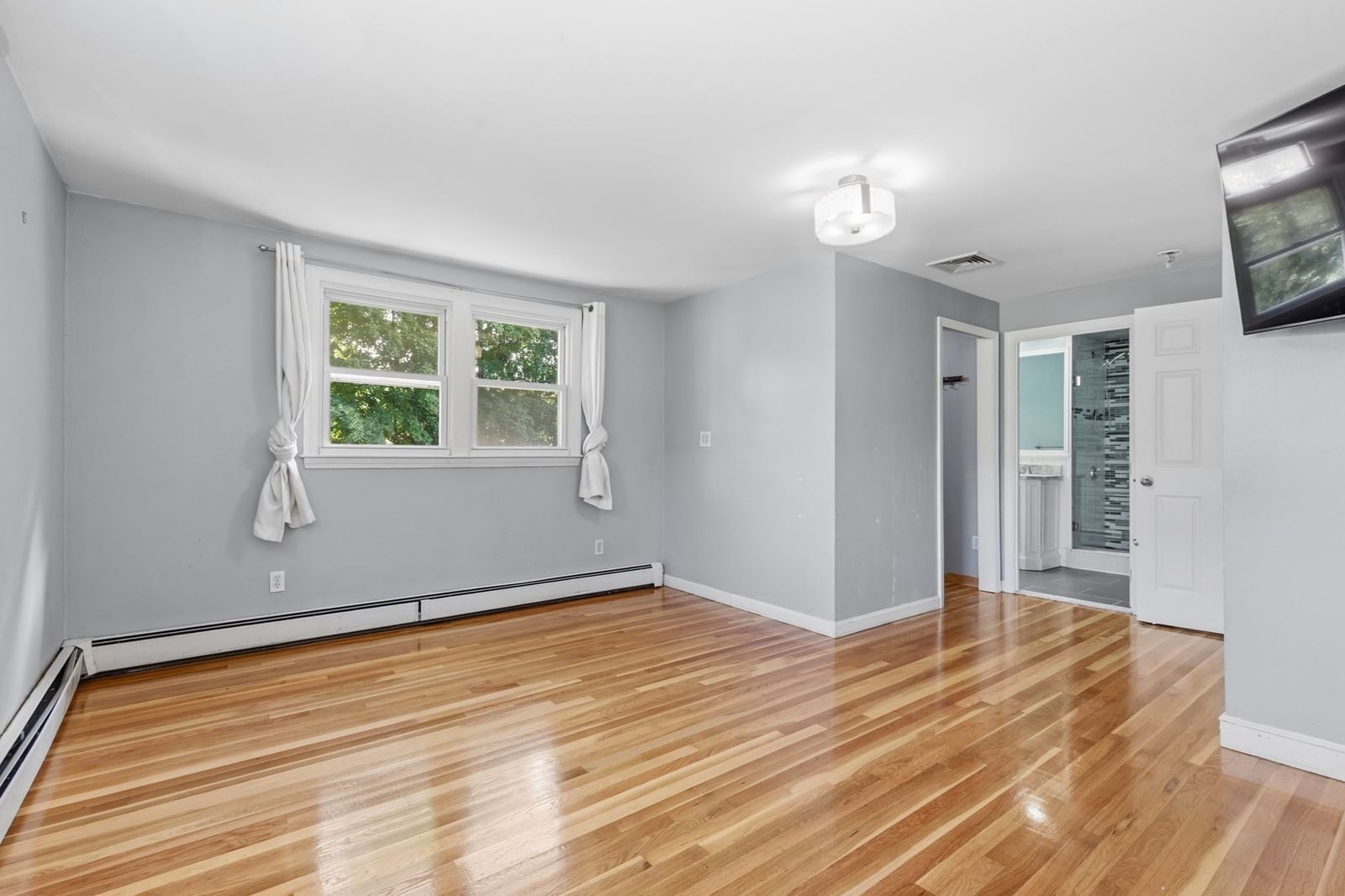 206 Fairview Ave Brockton — Photo 17 of 37