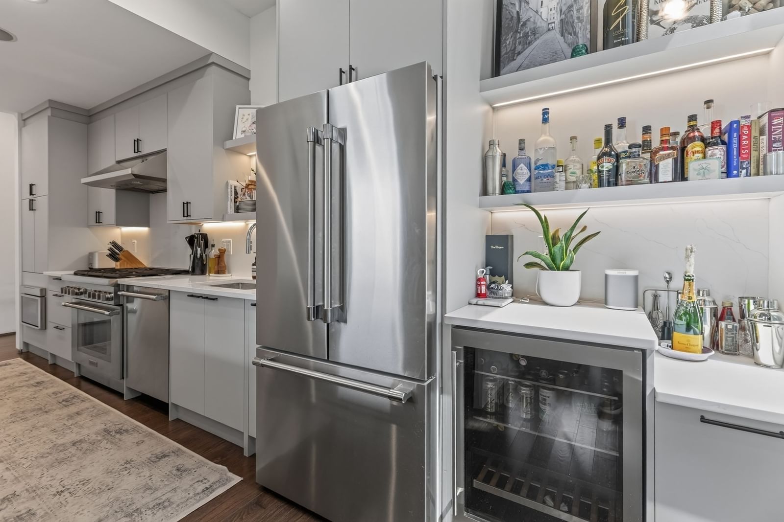 503 East 1st #6 Boston — Photo 11 of 42