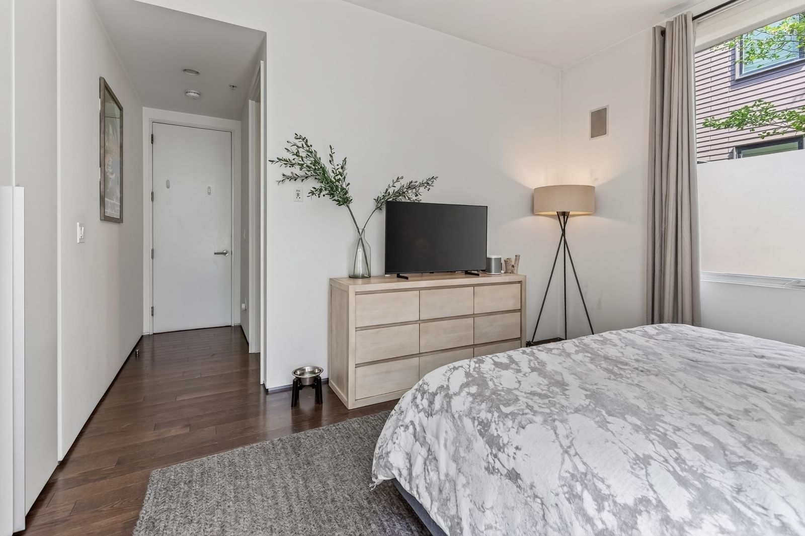 503 East 1st #6 Boston — Photo 20 of 42