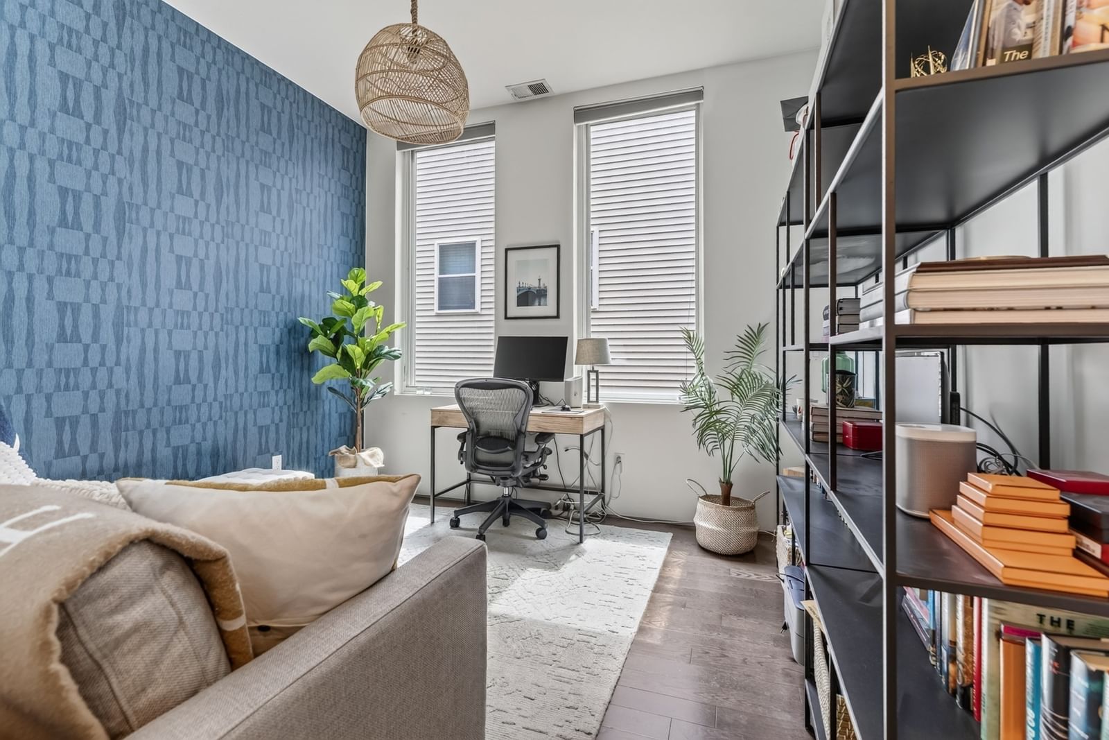 503 East 1st #6 Boston — Photo 28 of 42
