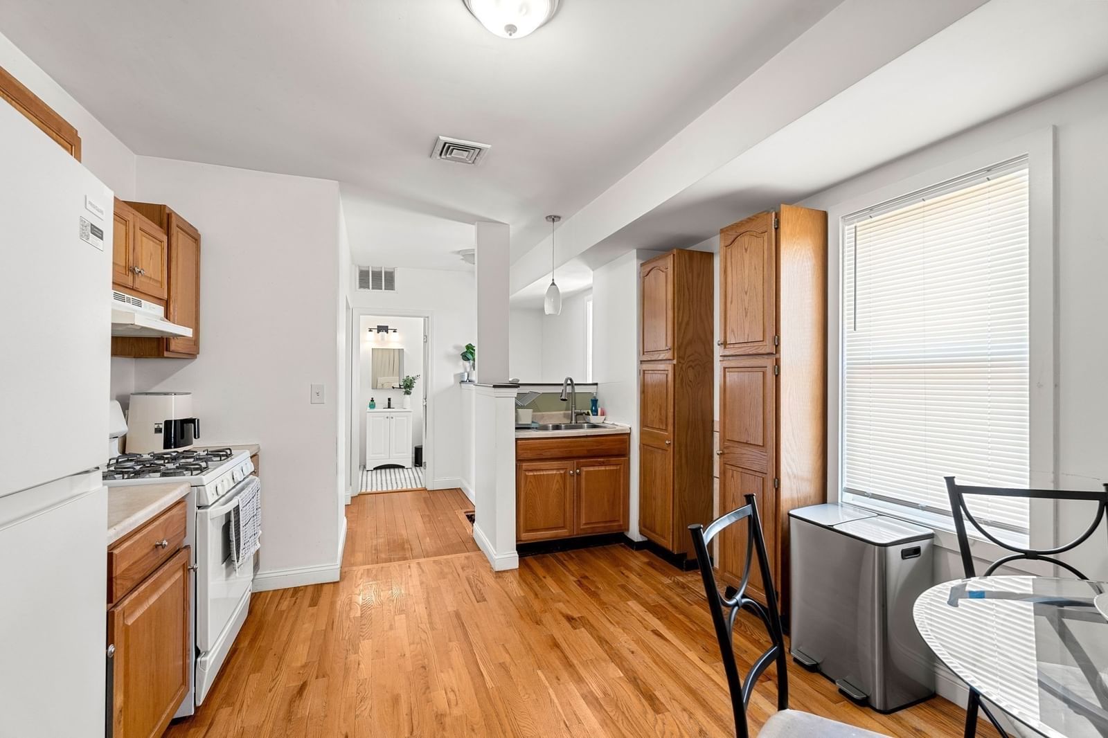 23 Thorndike St Revere — Photo 14 of 24