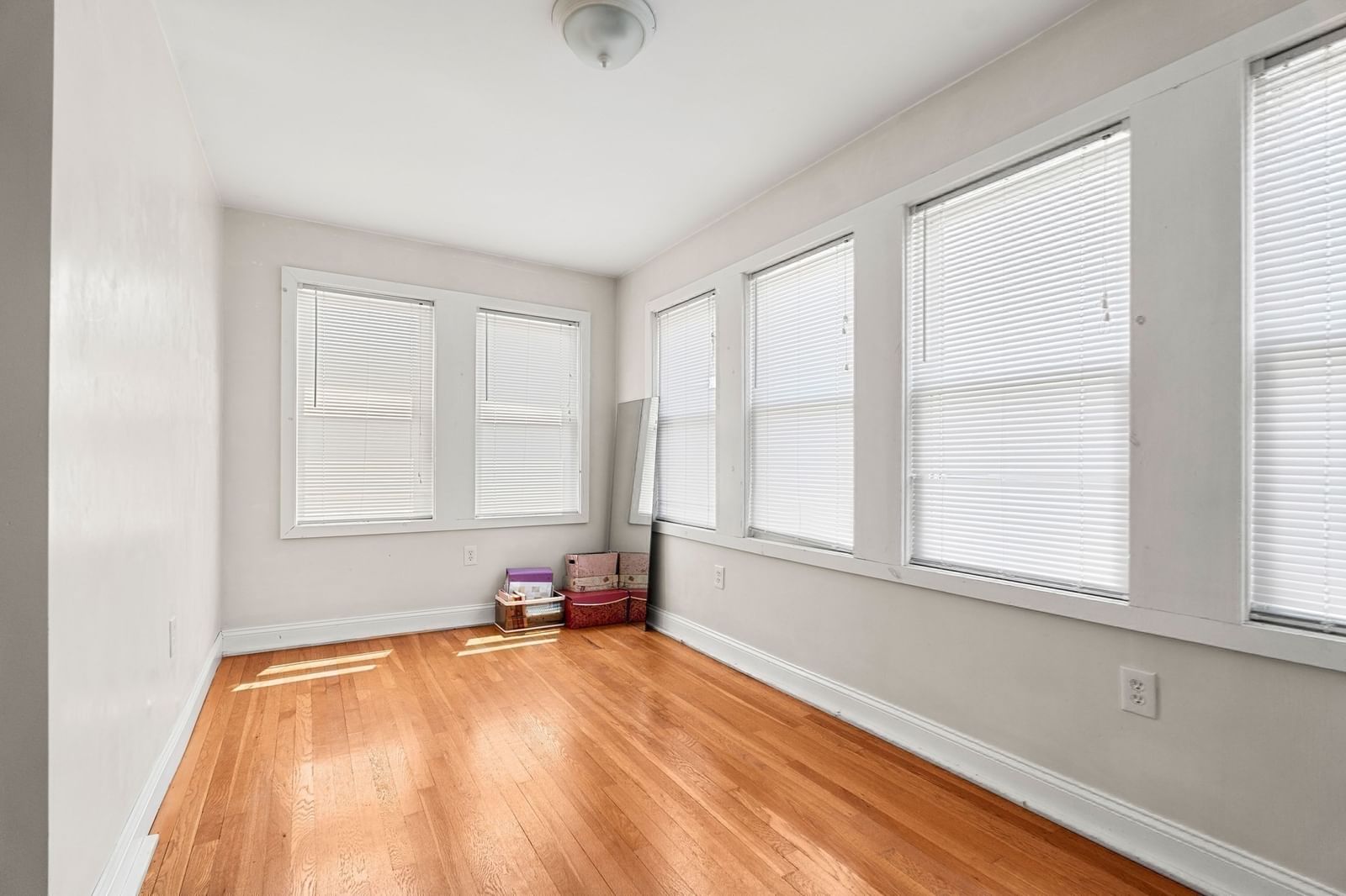 23 Thorndike St Revere — Photo 18 of 24