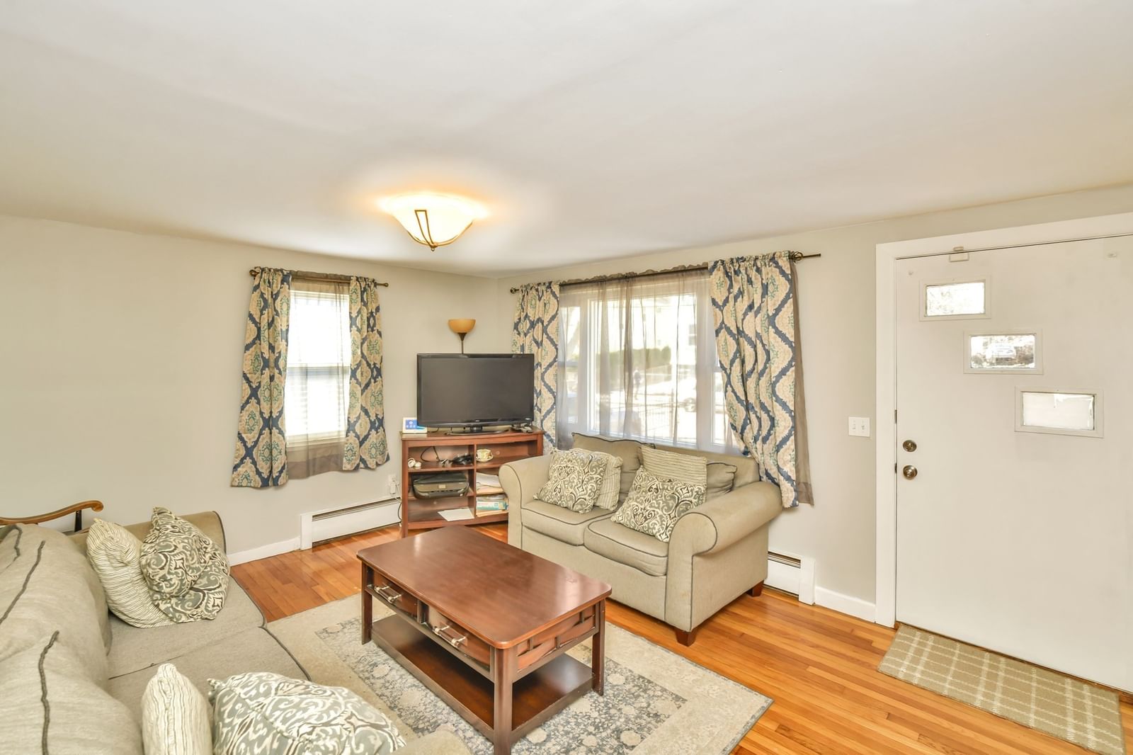 23 Caton St Boston — Photo 2 of 18