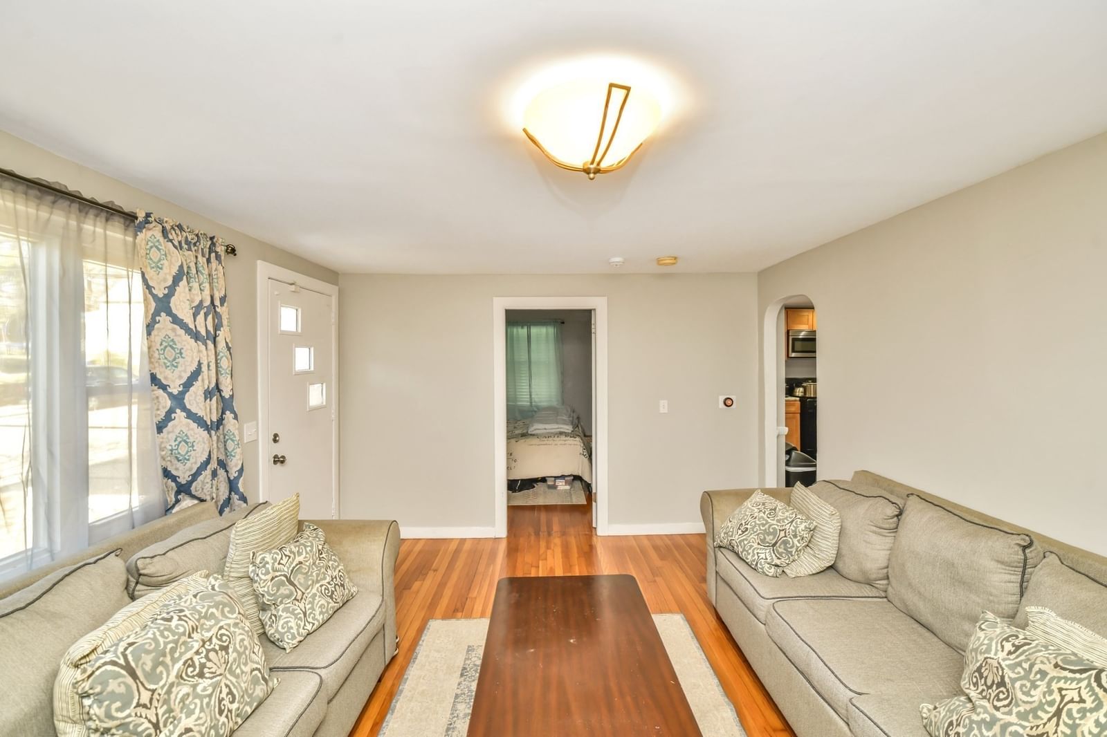 23 Caton St Boston — Photo 3 of 18
