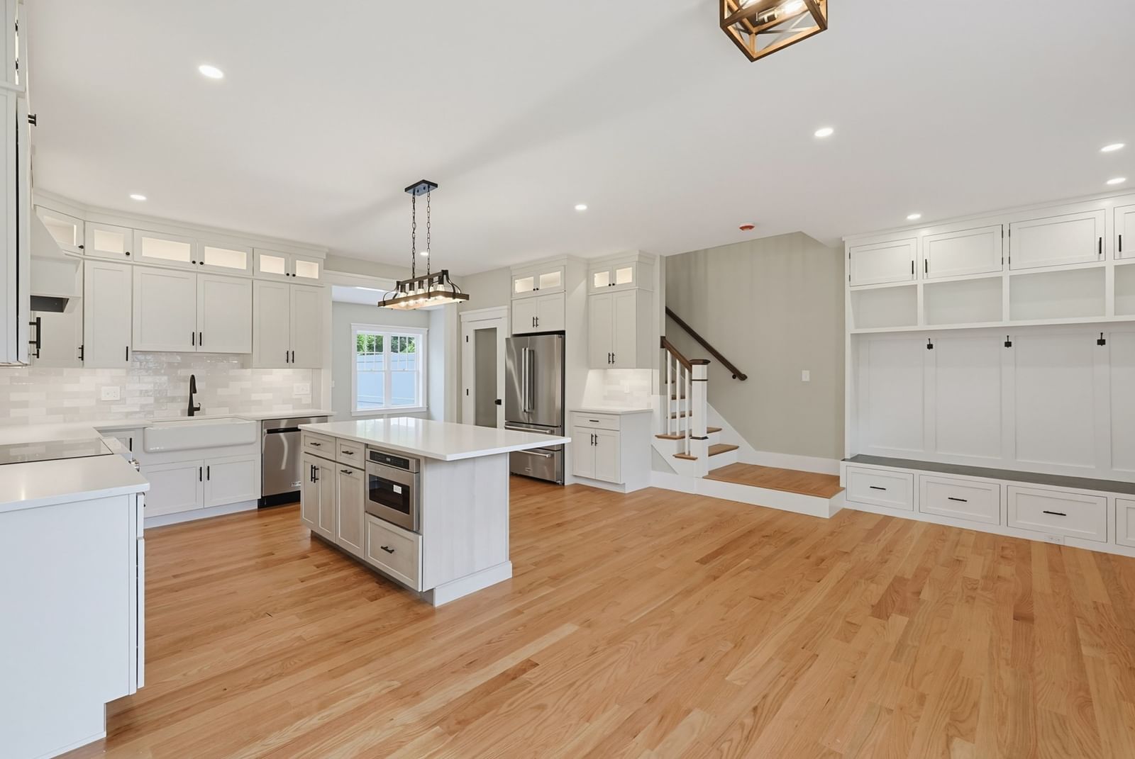 37L Poquanticut Ave #L Easton — Photo 11 of 29