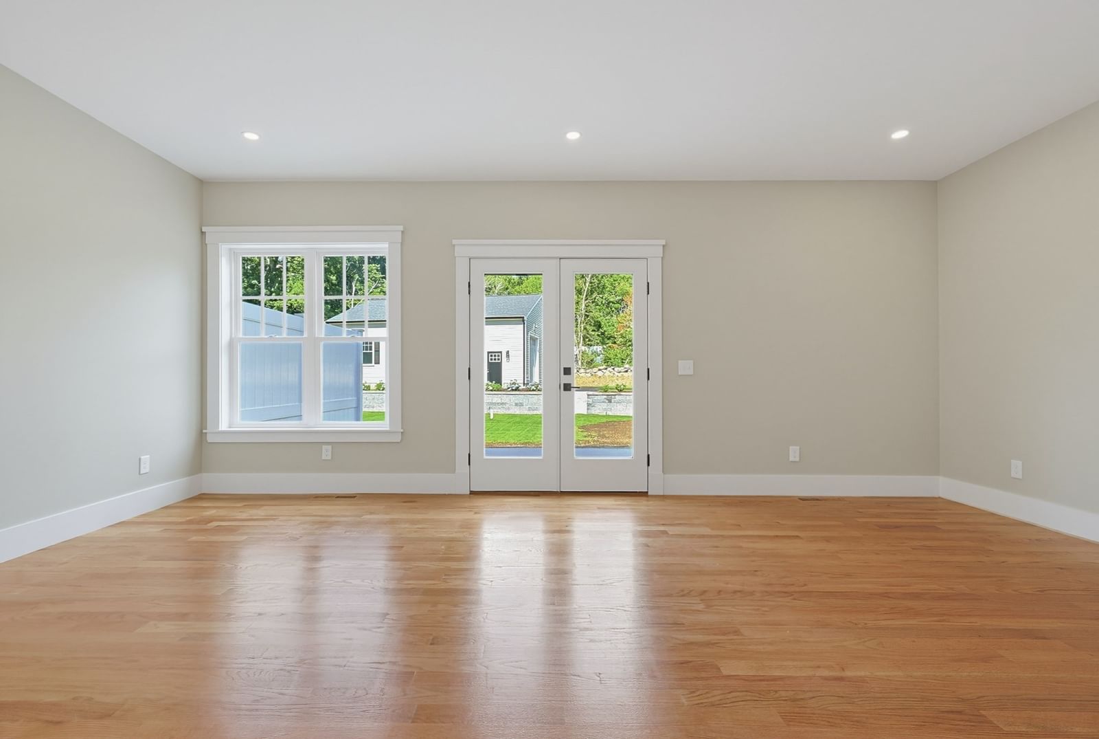 37L Poquanticut Ave #L Easton — Photo 15 of 29