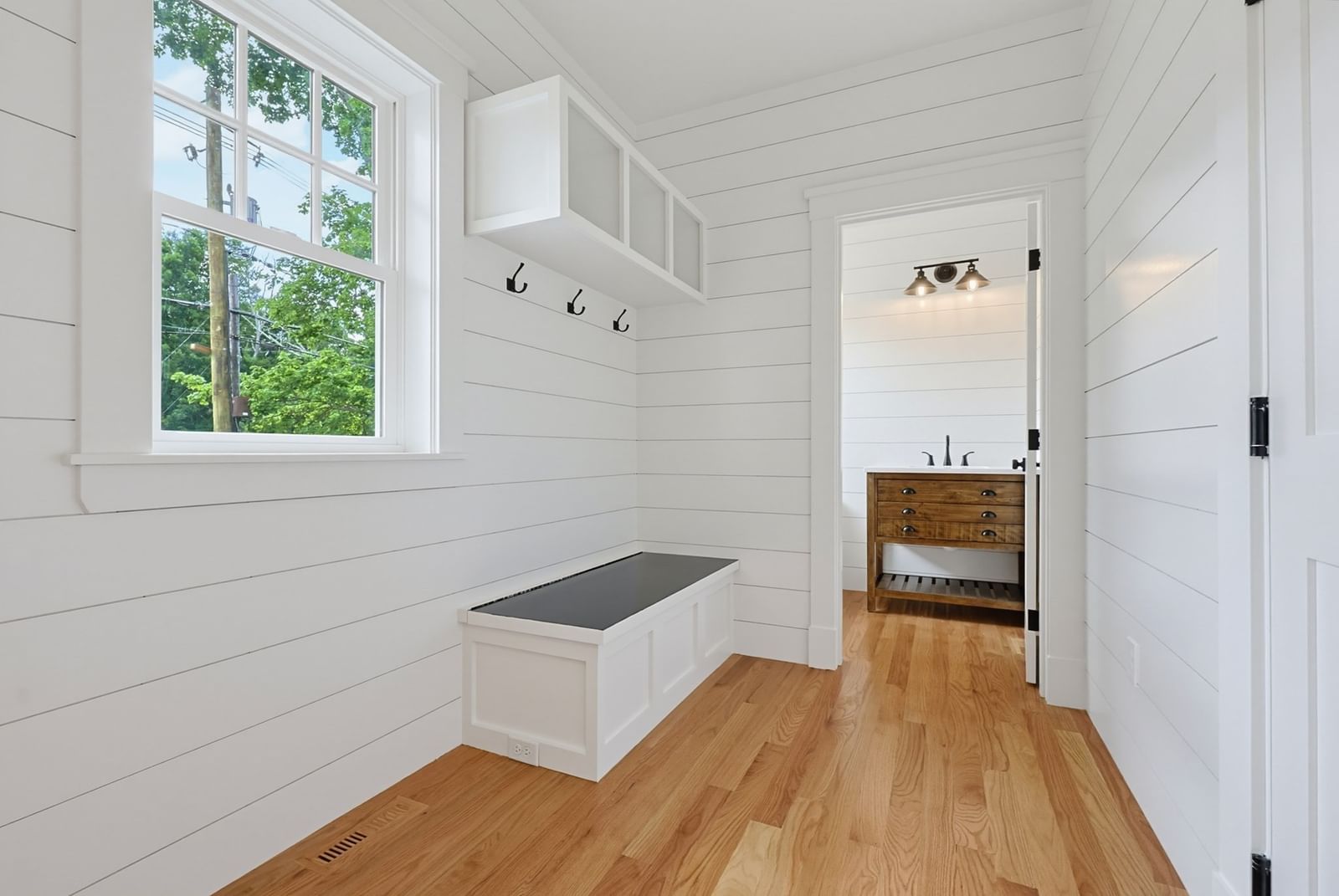 37L Poquanticut Ave #L Easton — Photo 18 of 29