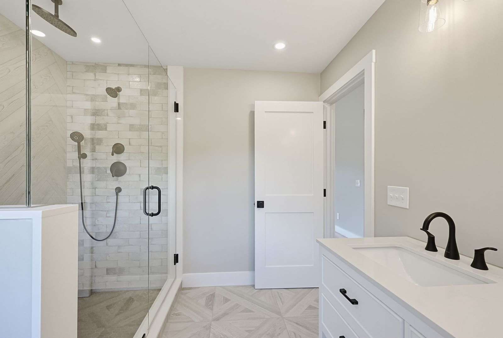 37L Poquanticut Ave #L Easton — Photo 28 of 29