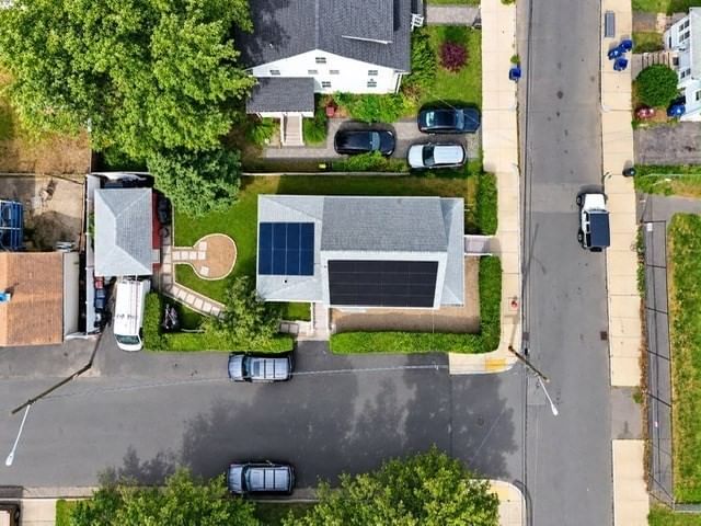 81 Tapley Ave Revere — Photo 13 of 18