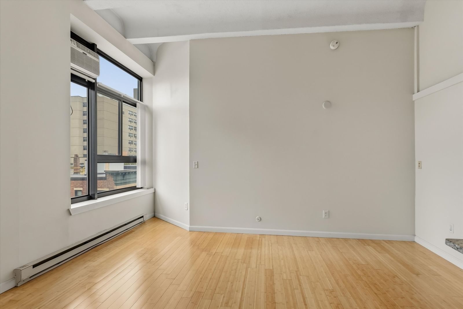 12 Stoneholm Street #524 Boston — Photo 10 of 33