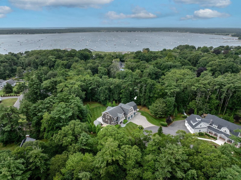 3 Pinebrook Ln