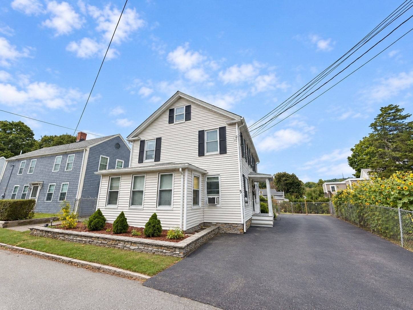 5 Washington St Amesbury — Photo 3 of 25