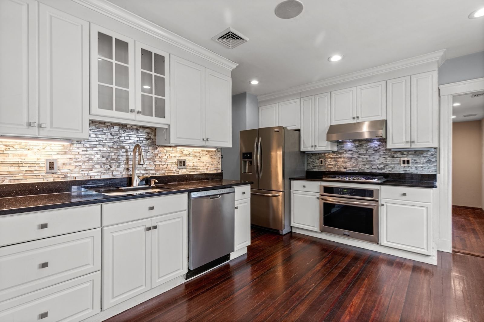 34 Farrington Ave Dedham — Photo 22 of 33
