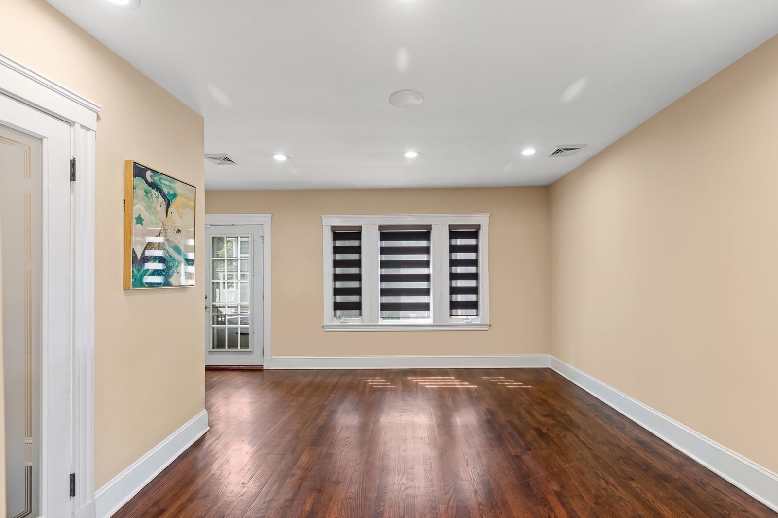 34 Farrington Ave Dedham — Photo 6 of 33