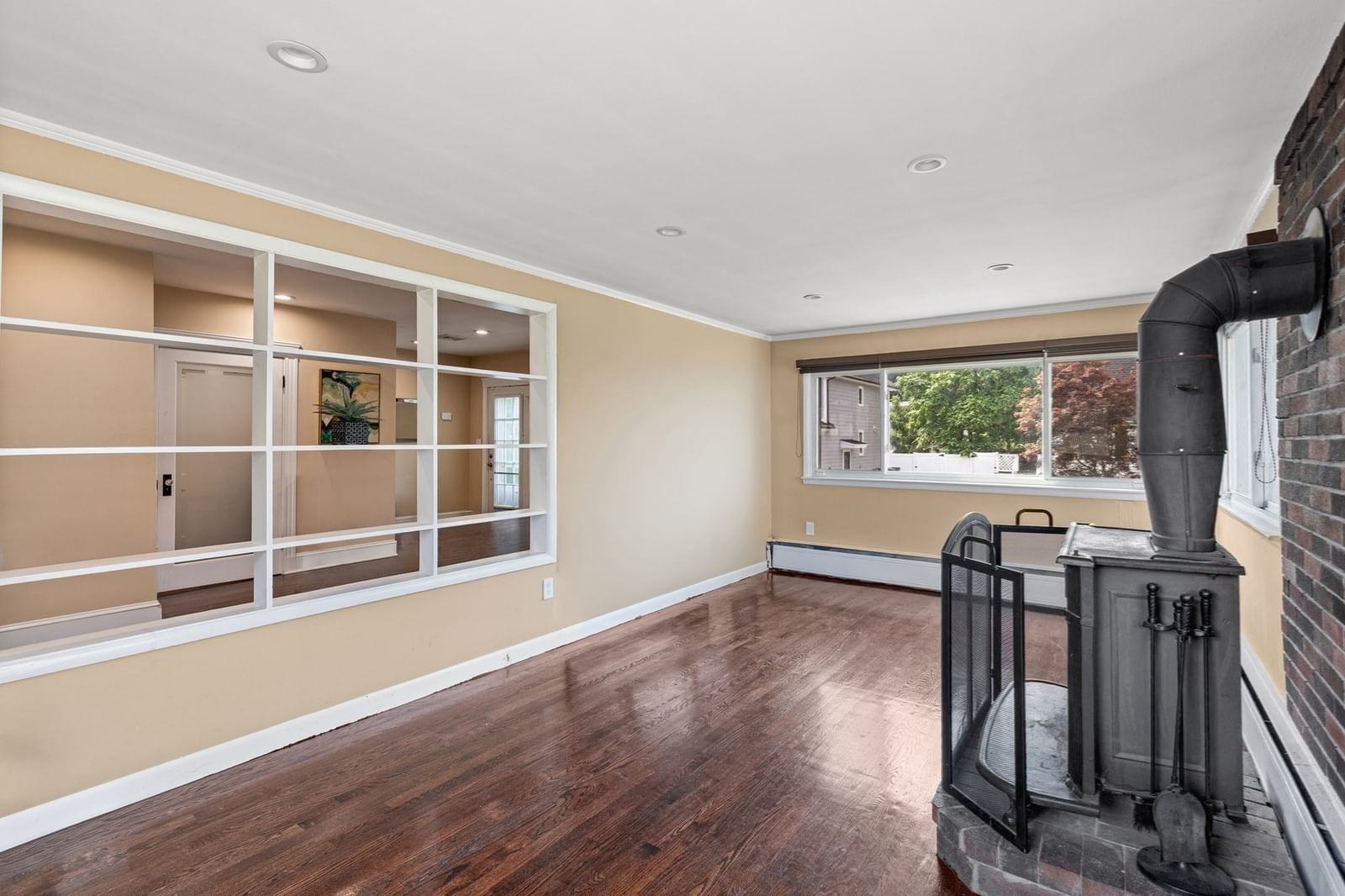 34 Farrington Ave Dedham — Photo 8 of 33
