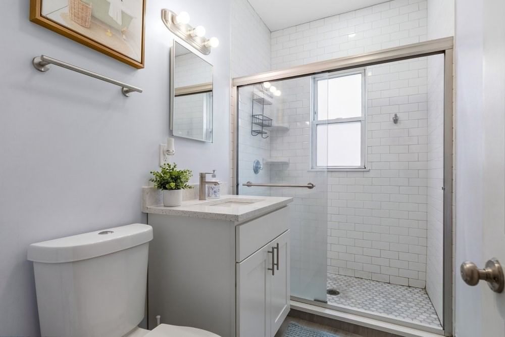 130 Boston St Boston — Photo 6 of 29