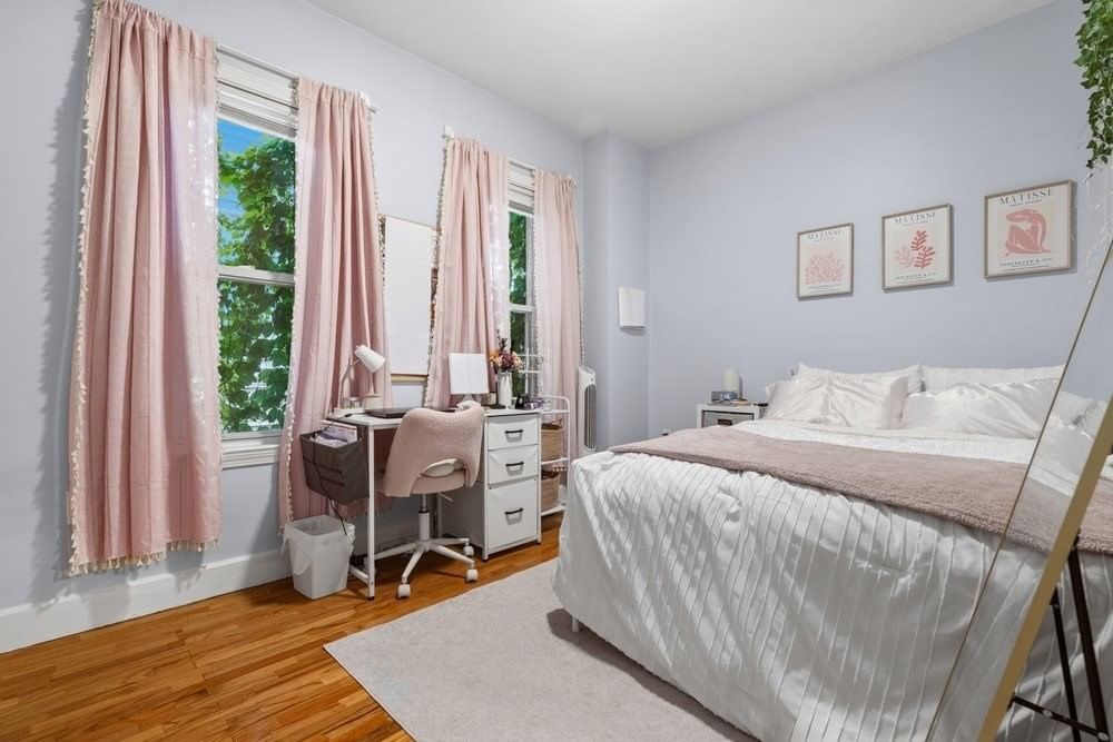 130 Boston St Boston — Photo 7 of 29