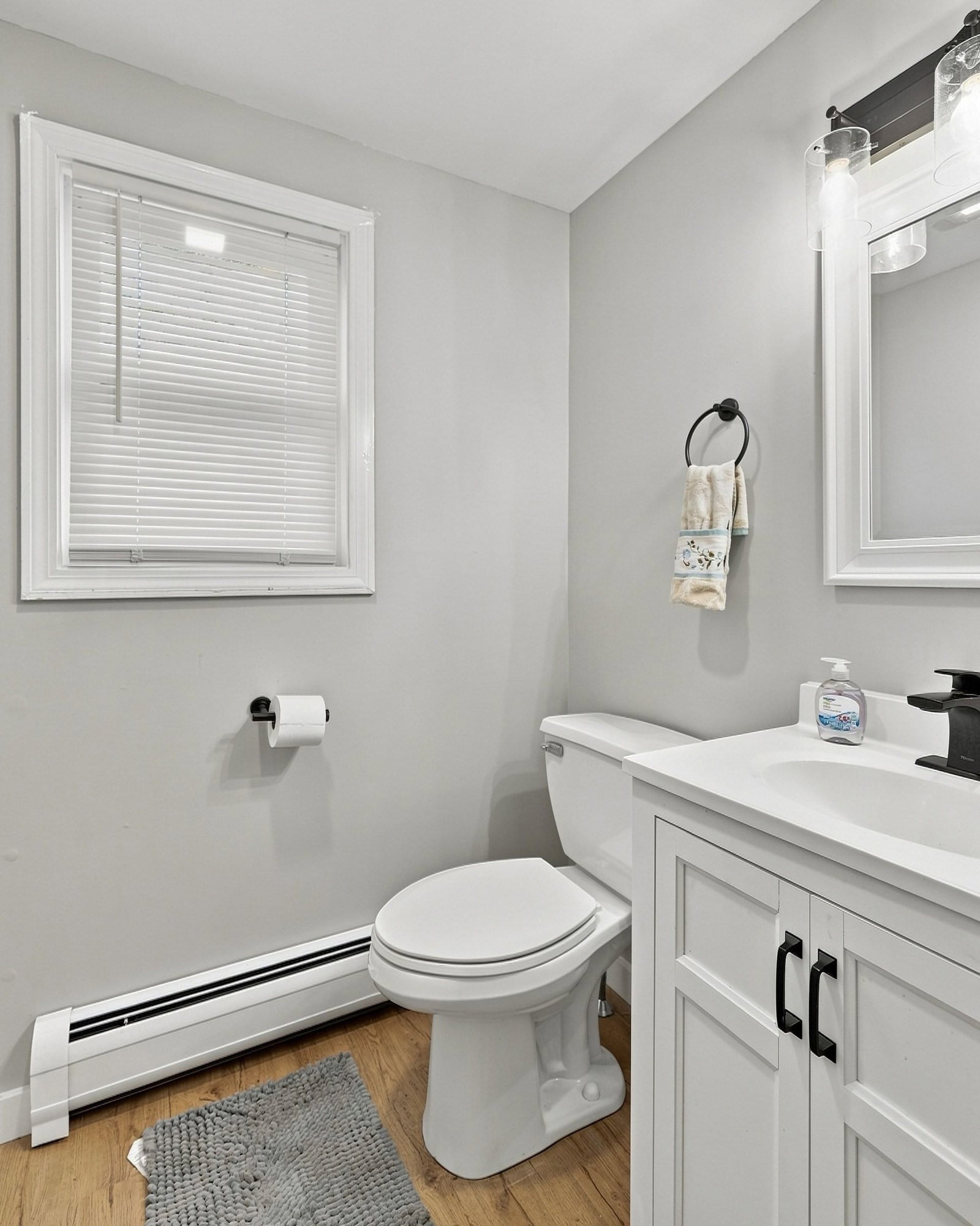 62 N Main St Deerfield — Photo 12 of 40