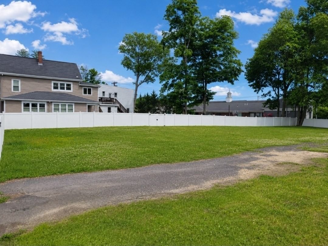8 Damon Wayland — Photo 3 of 41
