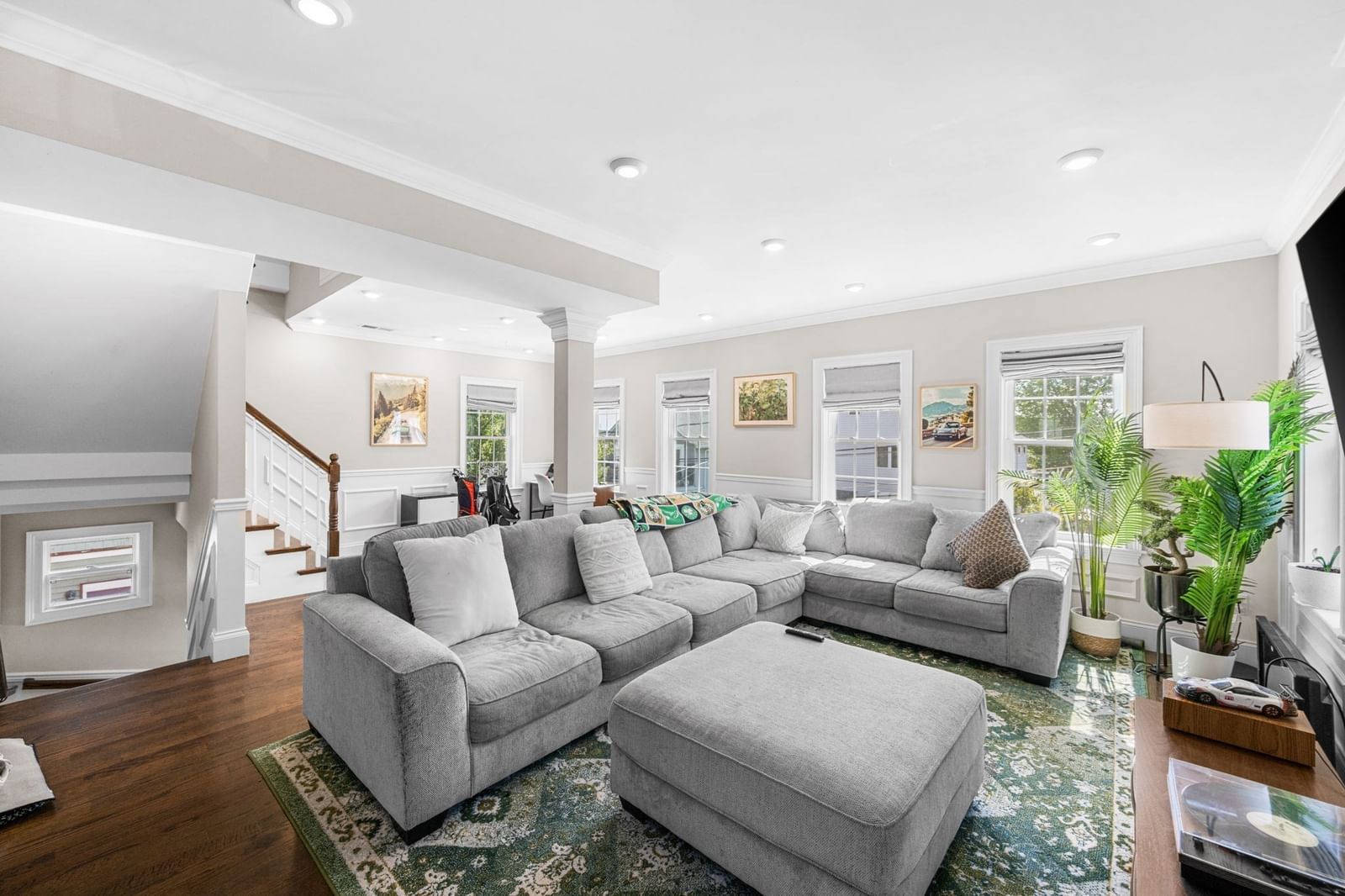 36-38 Fenwick St #38 Somerville — Photo 1 of 27