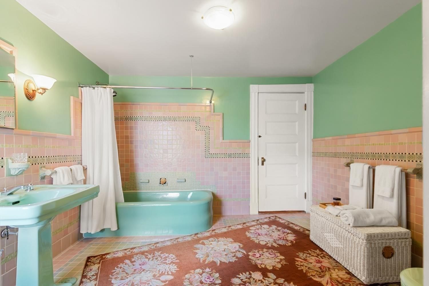 8 Leonard Cir Medford — Photo 22 of 42