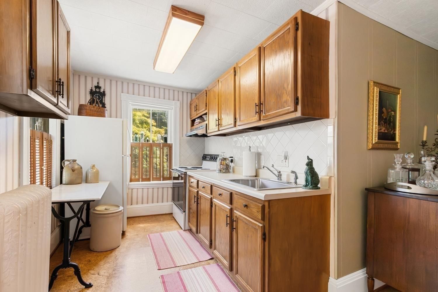 8 Leonard Cir Medford — Photo 30 of 42