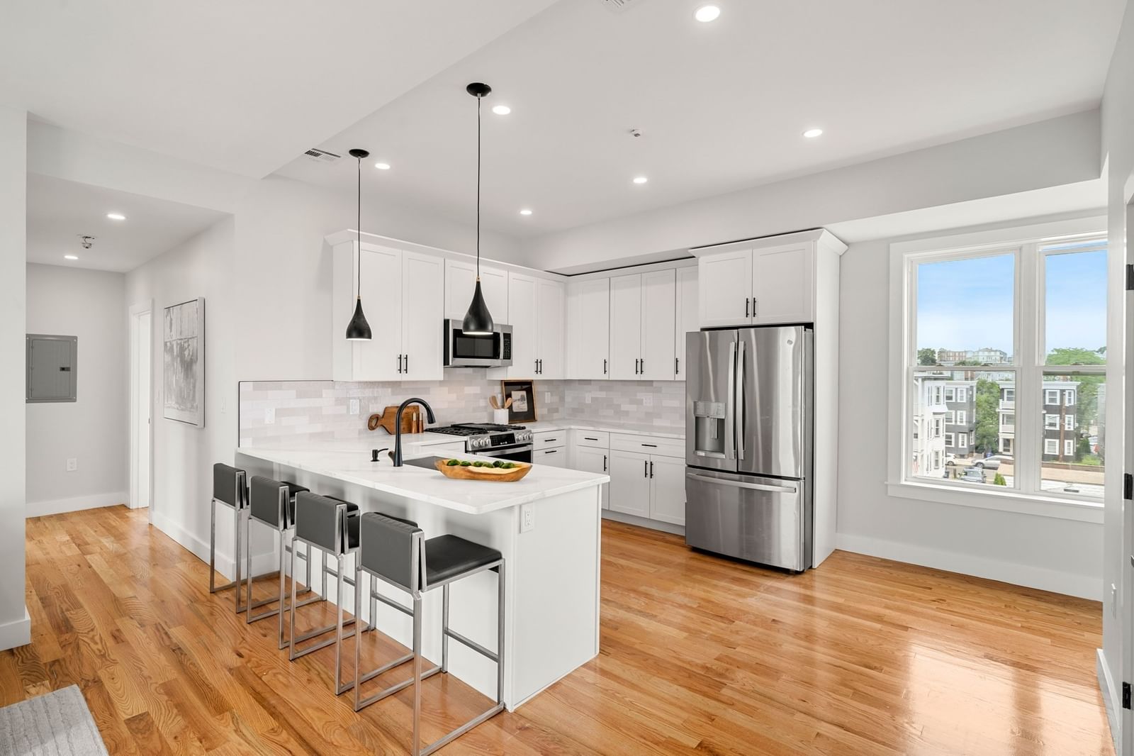 1088 Saratoga St #C Boston — Photo 7 of 22
