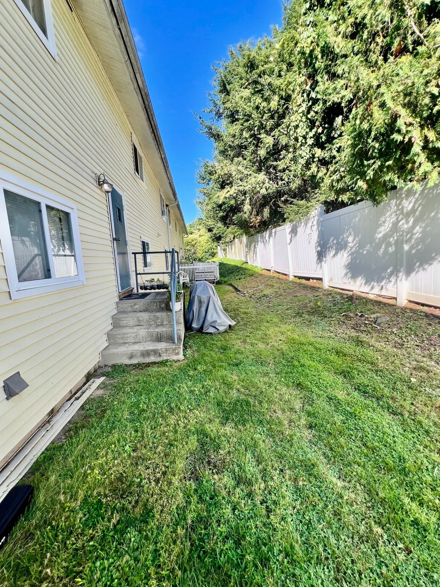 38 Lane Ave #B Clinton — Photo 29 of 31