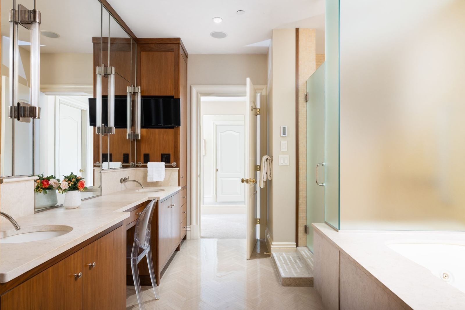 120 Seaver Street #C102 Brookline — Photo 10 of 18