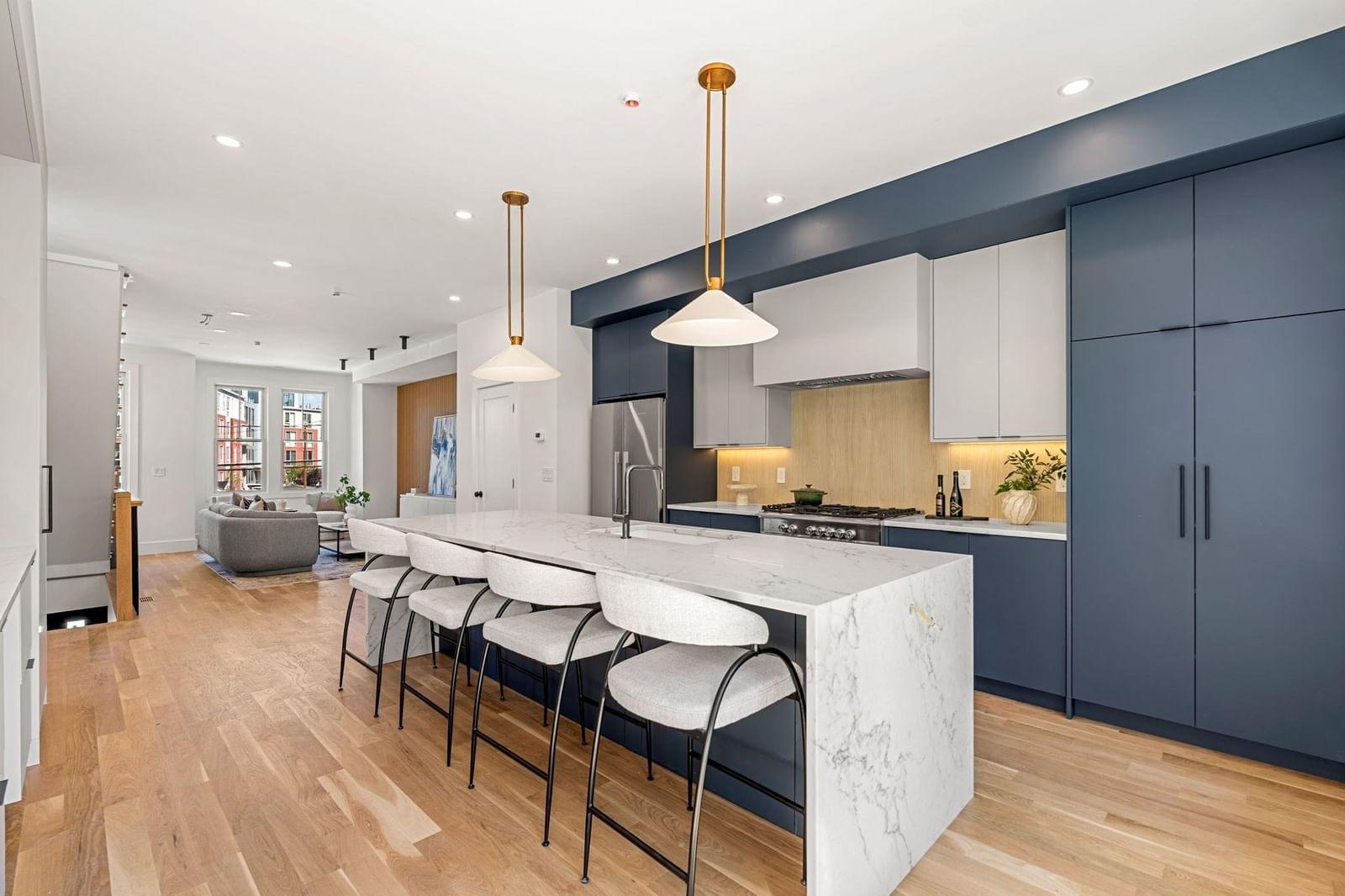 17 Lothrop St #17 Boston — Photo 1 of 36