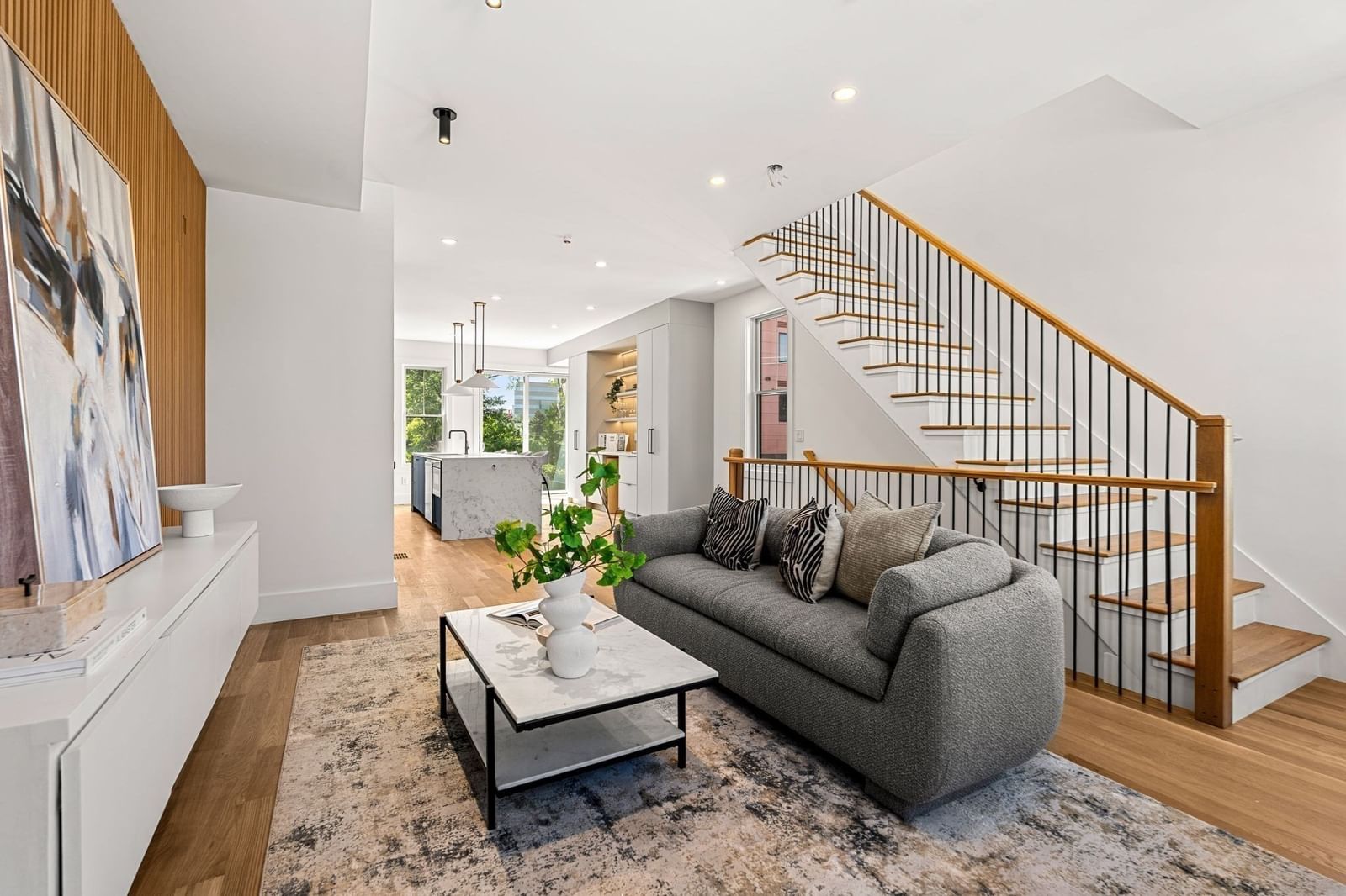 17 Lothrop St #17 Boston — Photo 14 of 36