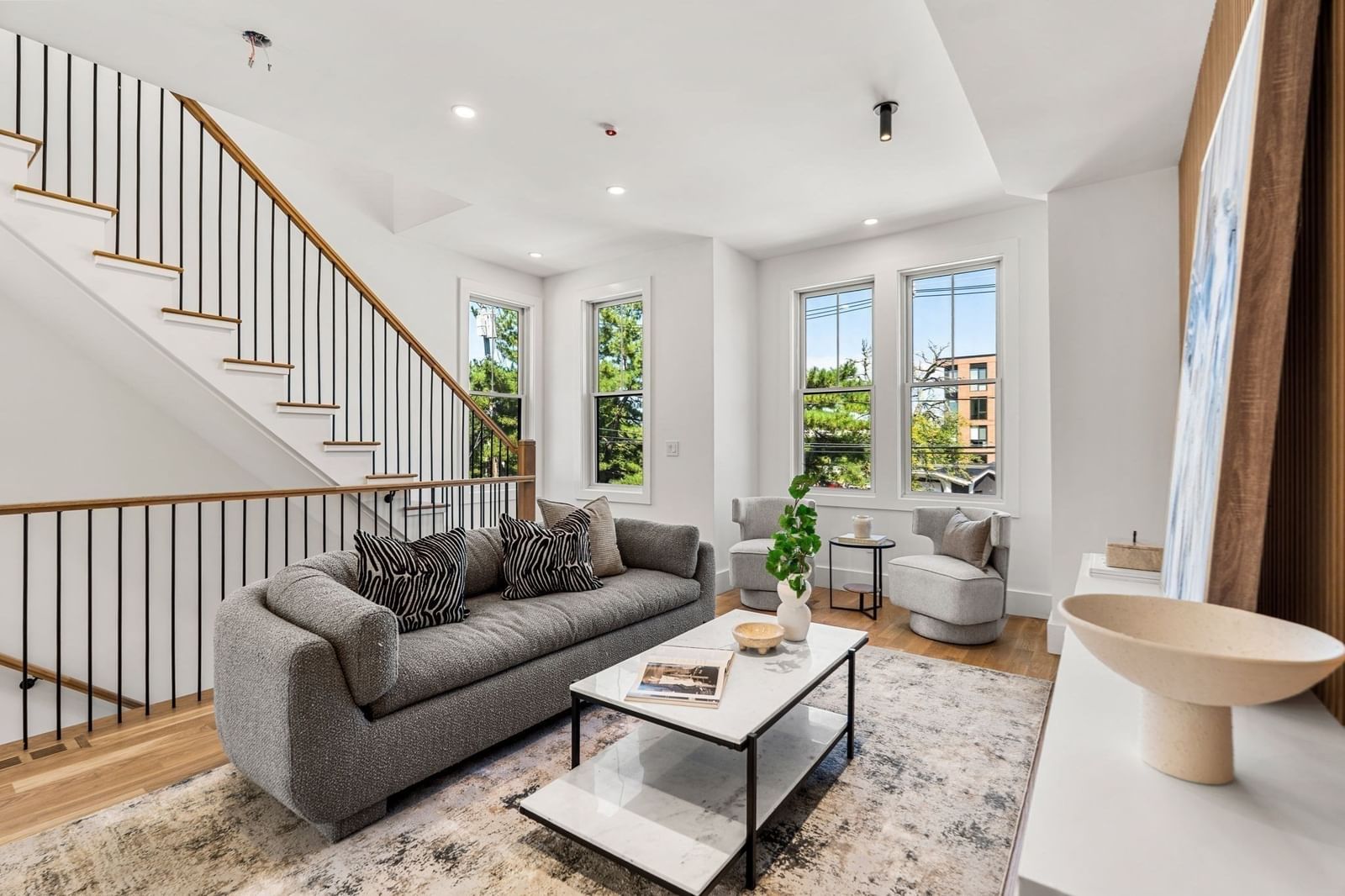 17 Lothrop St #17 Boston — Photo 15 of 36