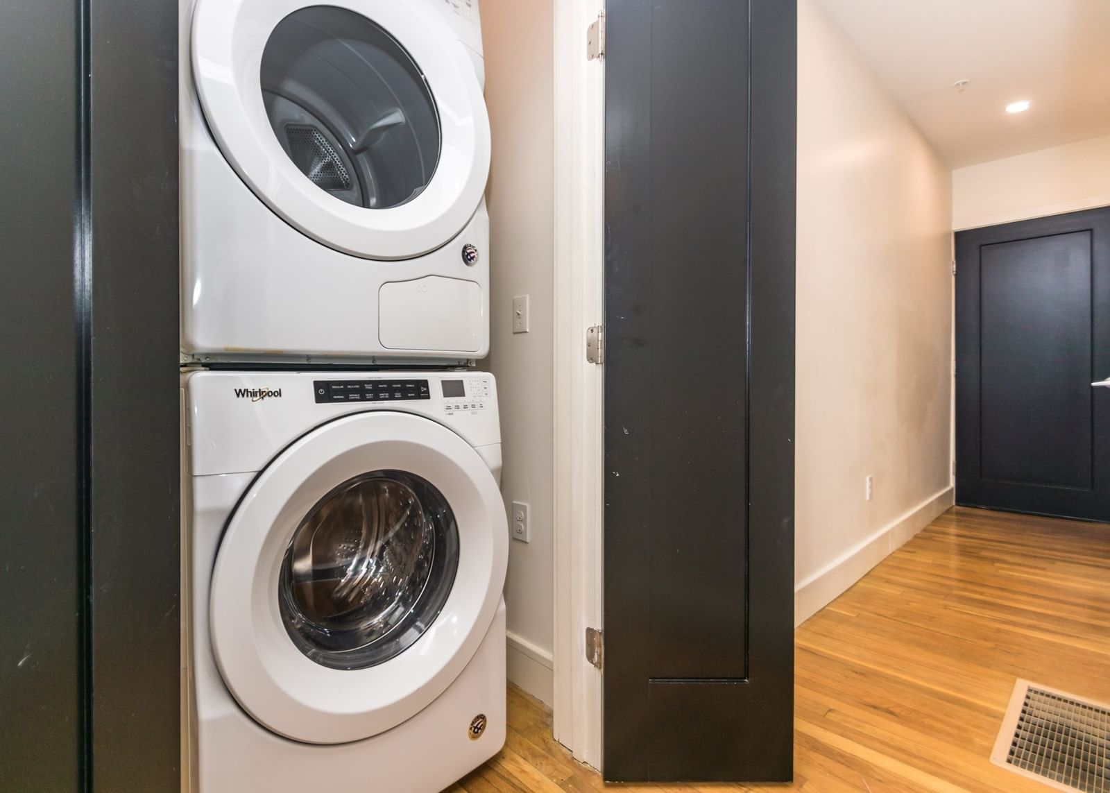 92 Brown Street #1 Waltham — Photo 13 of 17
