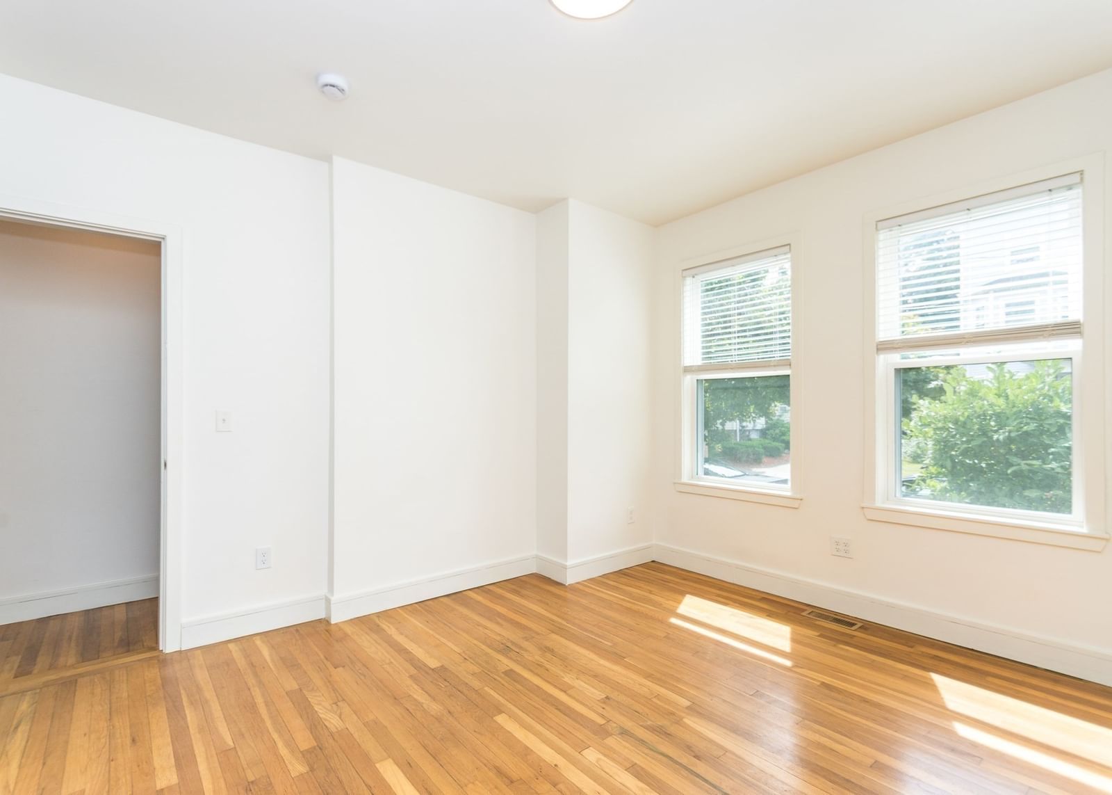 92 Brown Street #1 Waltham — Photo 6 of 17