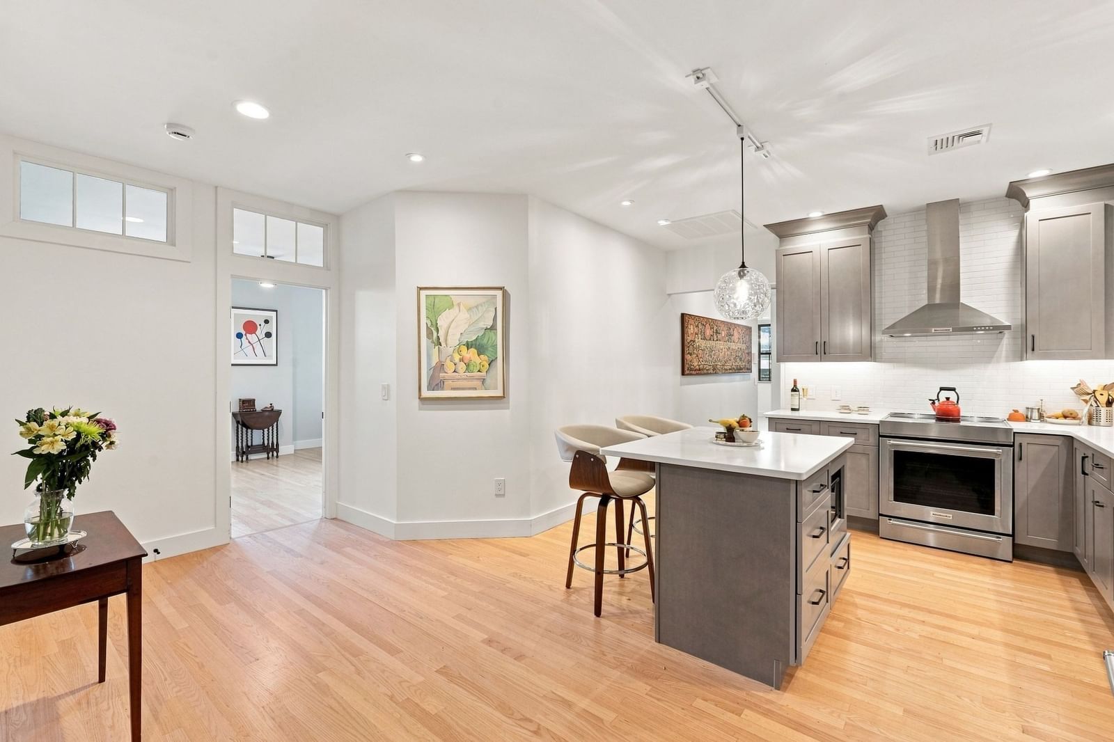 17 Hawley St. #201 Northampton — Photo 4 of 33