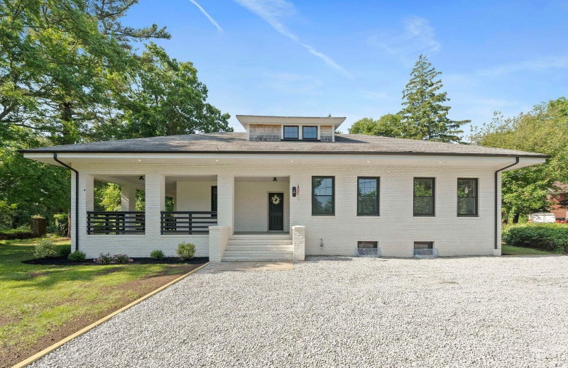 4 Marconi Lane