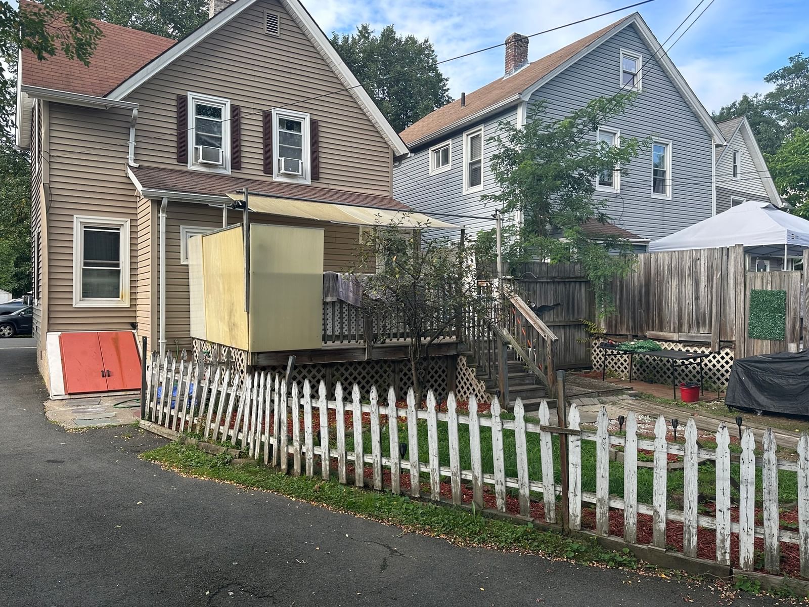 173-175 Johnson Street Springfield — Photo 3 of 32