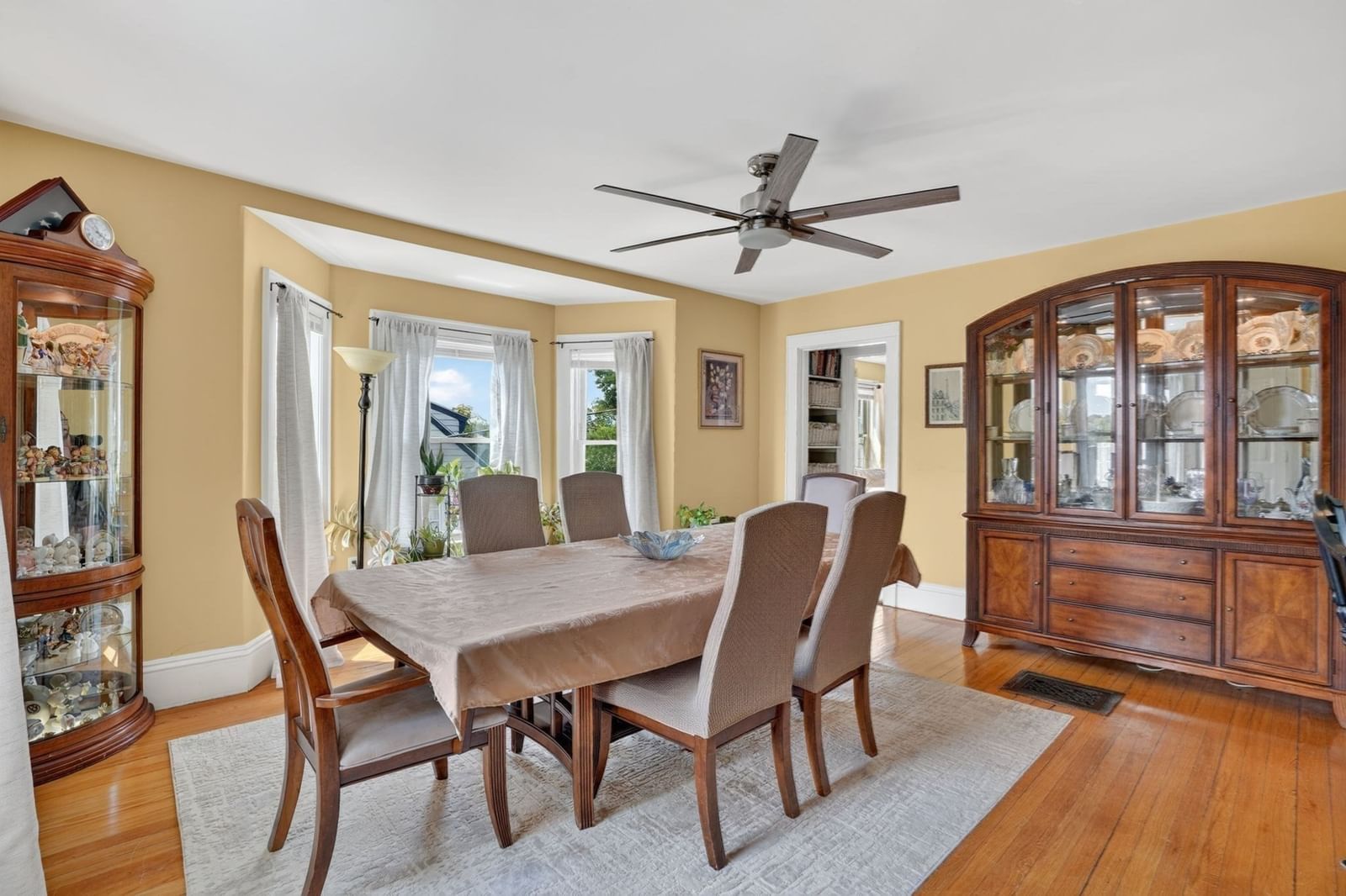 53 Irving St Medford — Photo 10 of 42